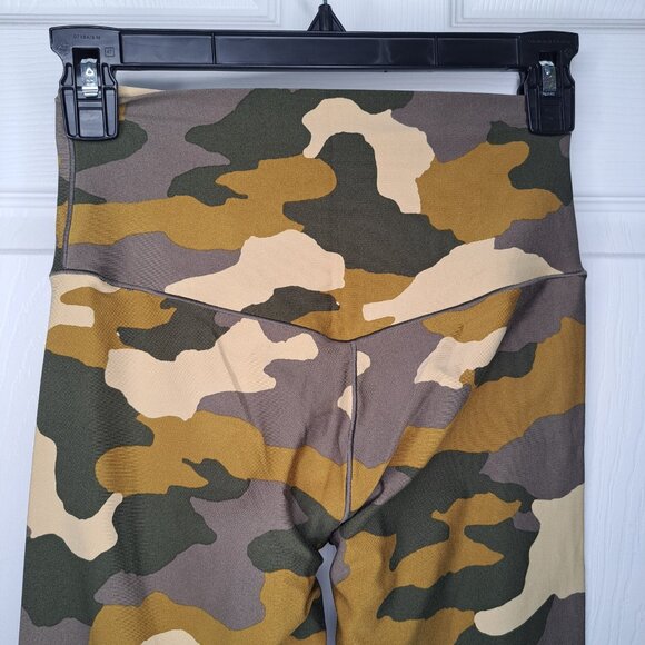 Offline by Aerie Brown Camo Camouflage Leggings Size Medium - Picture 5 of 7